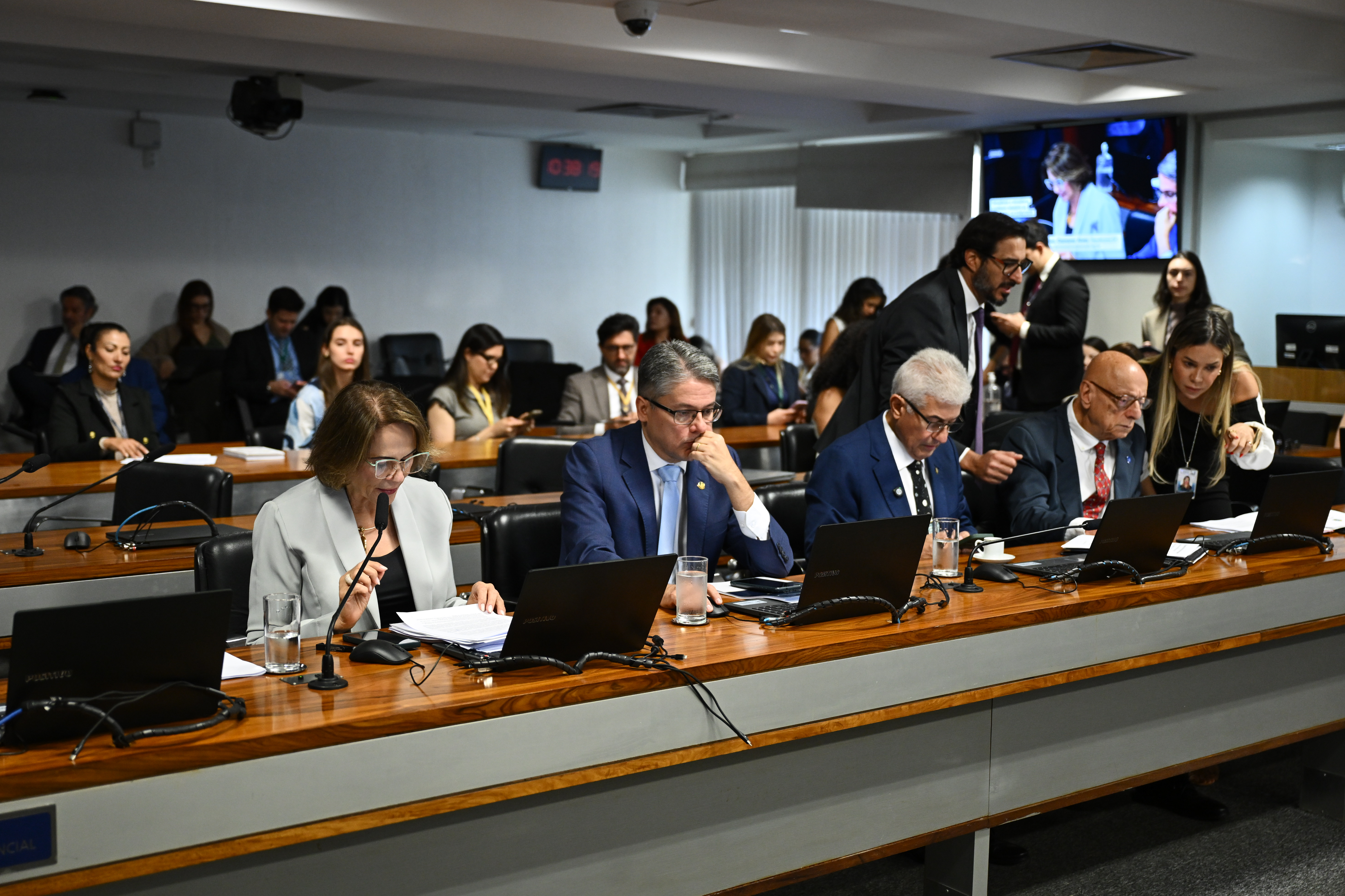 PL Brasil Contra Bets é aprovado na CCT do Senado